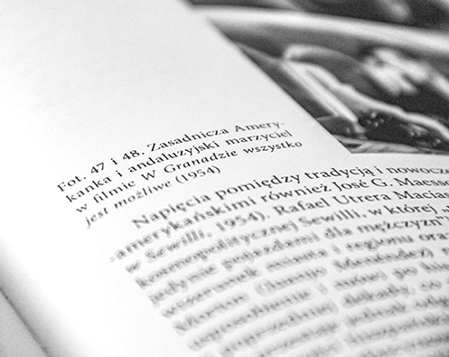 Black_and_White_Books_05